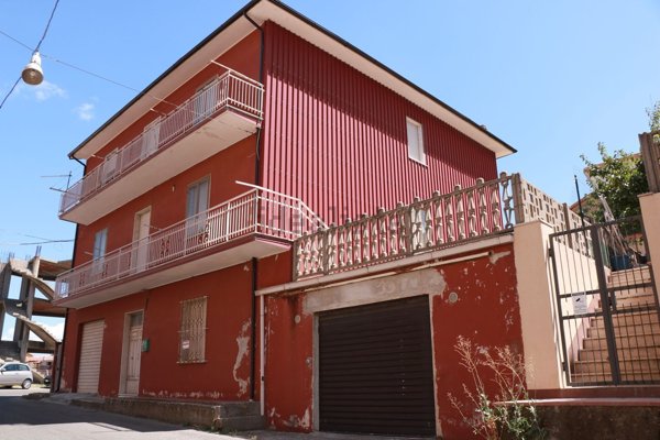 appartamento in vendita ad Acri