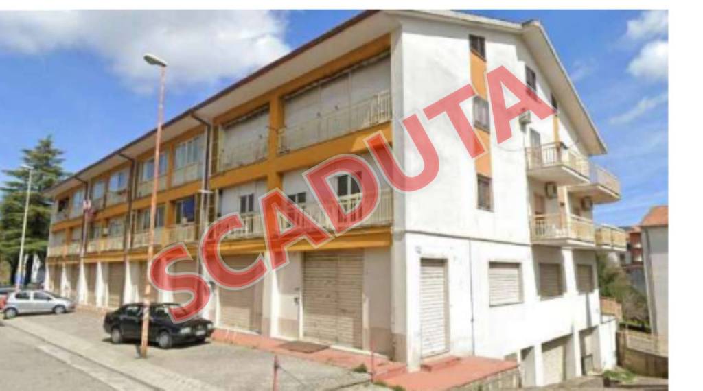 appartamento in vendita ad Acri in zona Serra di Vuda
