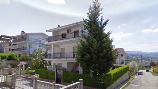 casa indipendente in vendita ad Acri in zona Corneto