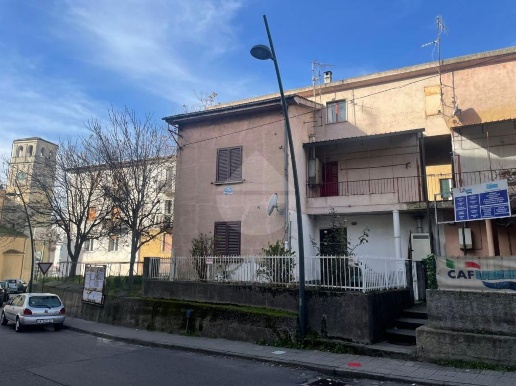 appartamento in vendita ad Acri in zona Corneto