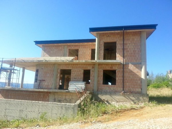 casa indipendente in vendita ad Acri