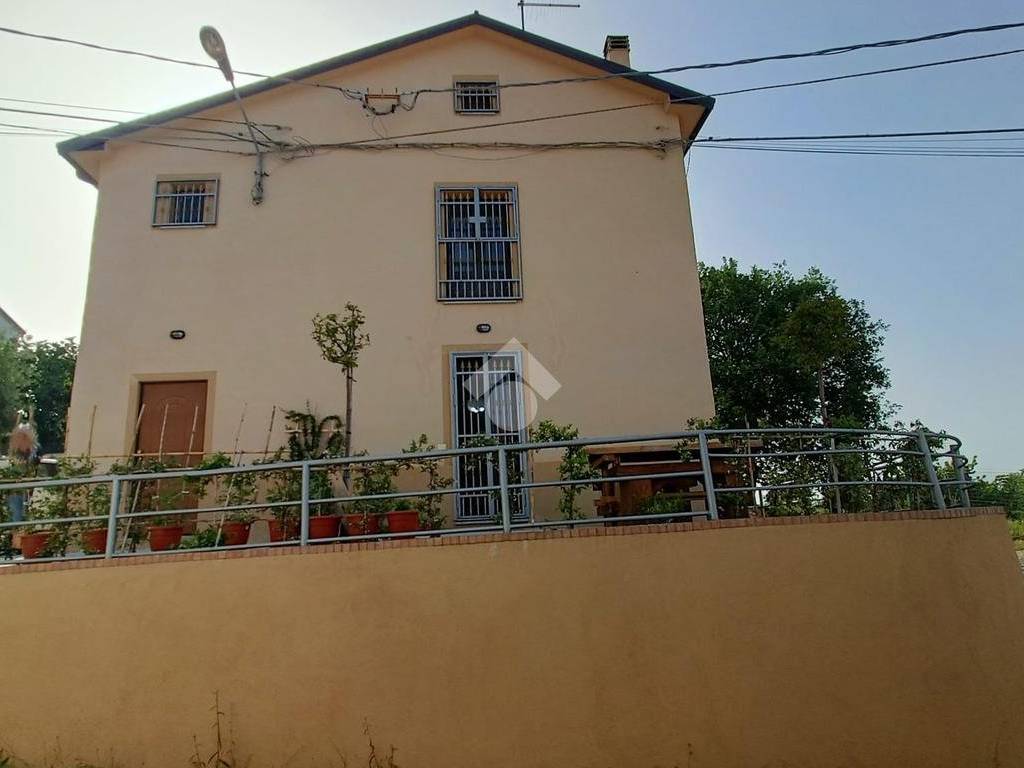 casa indipendente in vendita ad Acri