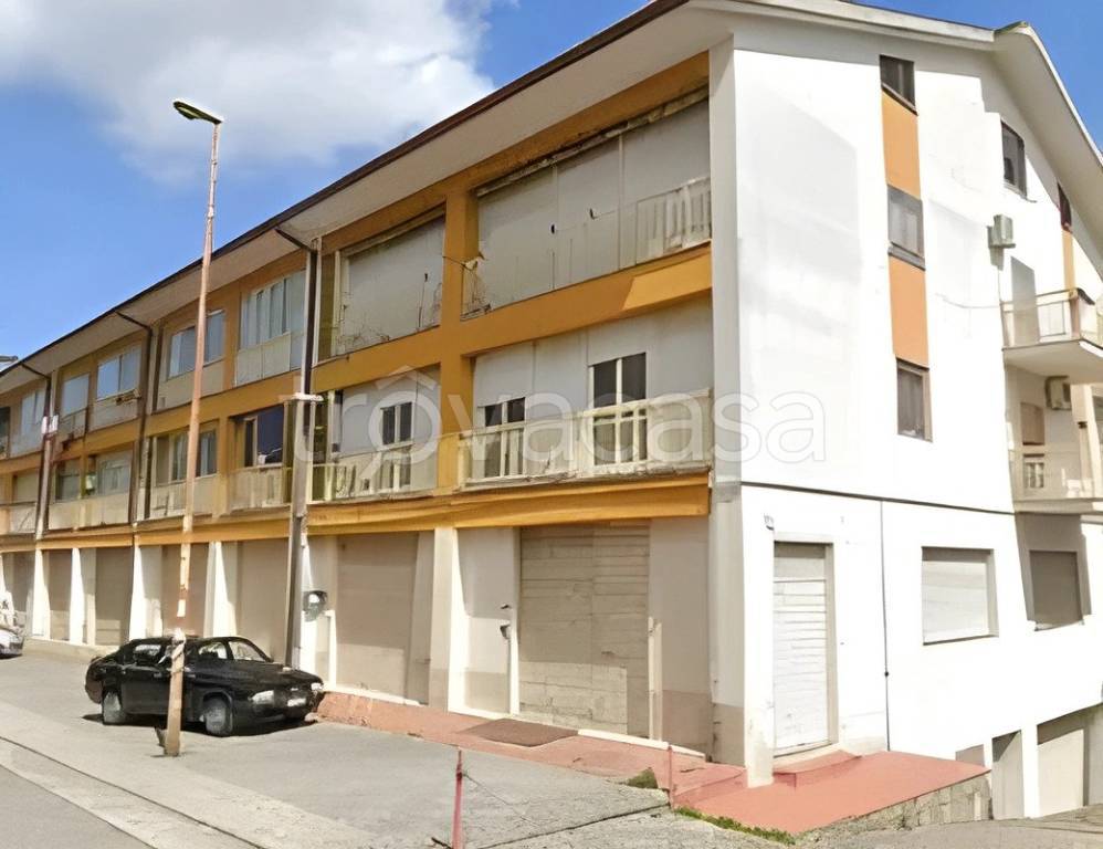appartamento in vendita ad Acri in zona Corneto