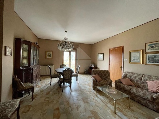 appartamento in vendita ad Acri in zona Corneto