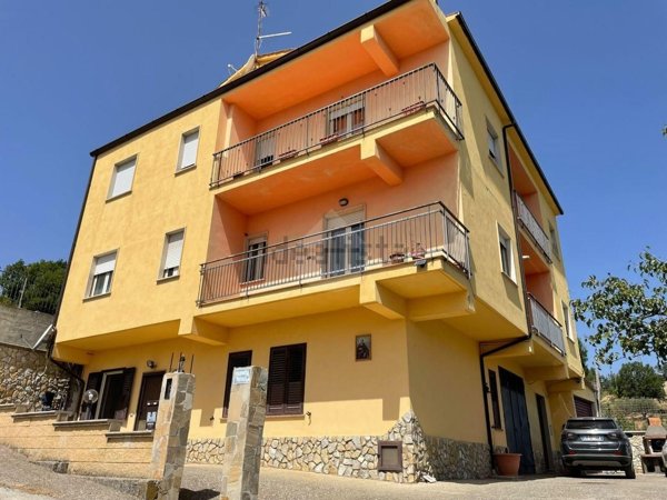 appartamento in vendita ad Acri in zona Corneto