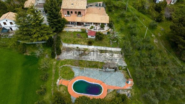 appartamento in vendita ad Aiello Calabro