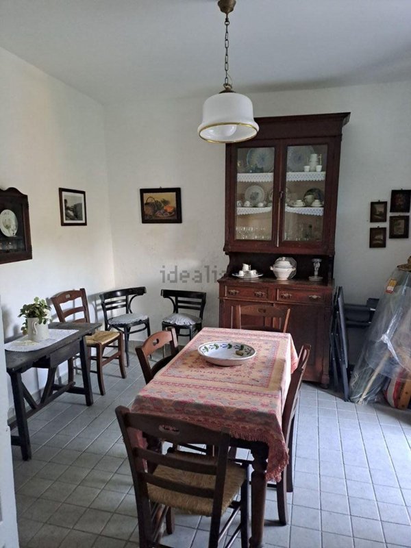 appartamento in vendita ad Aieta