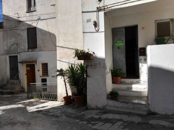 appartamento in vendita ad Aieta