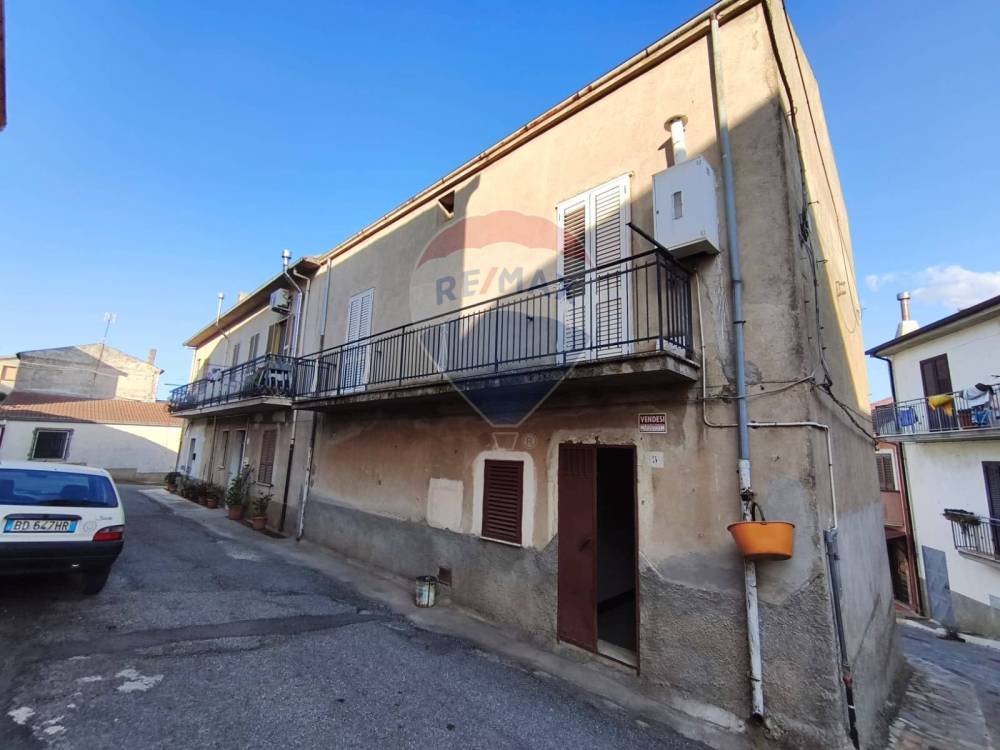 casa indipendente in vendita ad Altilia
