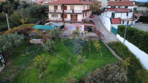 casa indipendente in vendita ad Altilia