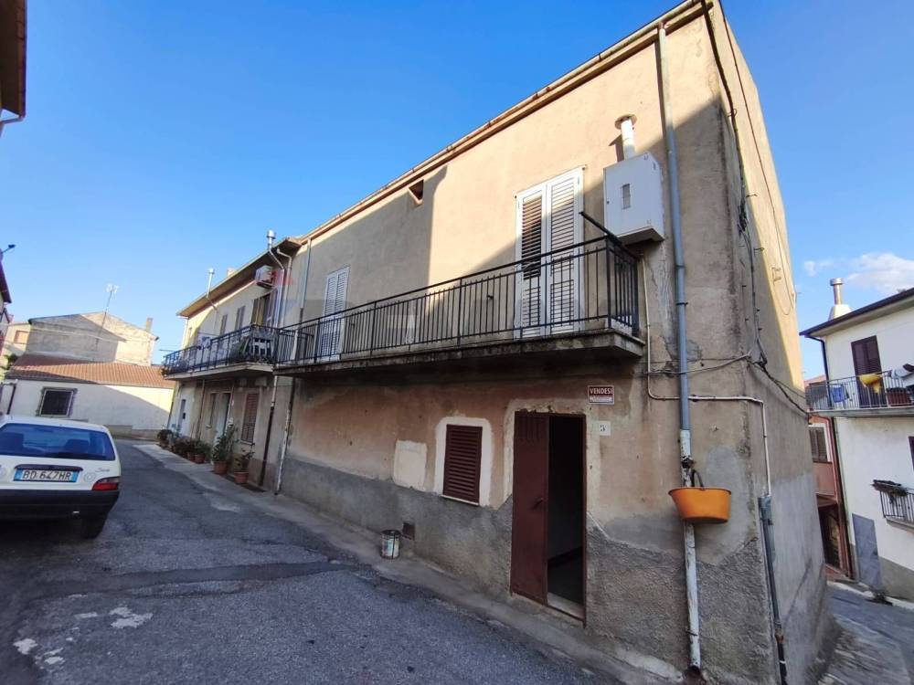 casa indipendente in vendita ad Altilia