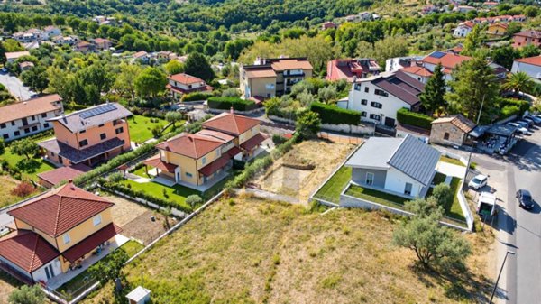casa indipendente in vendita ad Altilia