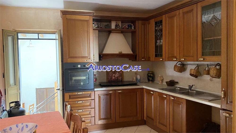 casa indipendente in vendita ad Altomonte