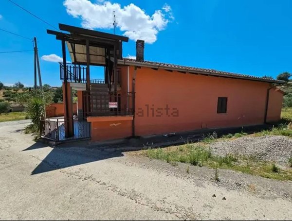 casa indipendente in vendita ad Altomonte