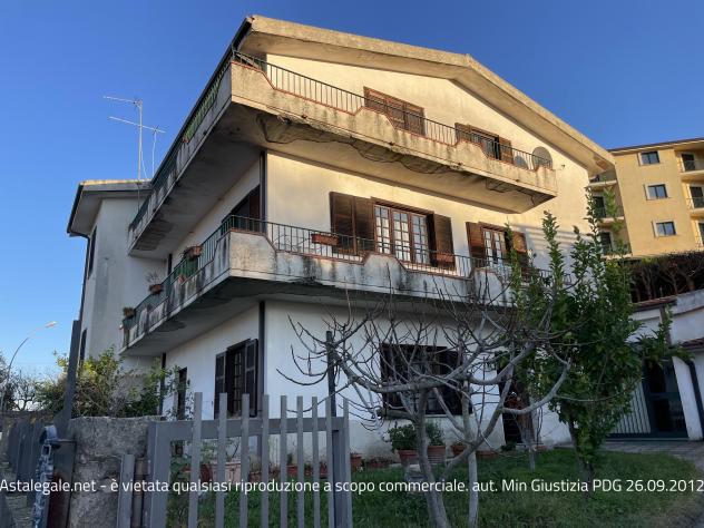 appartamento in vendita ad Altomonte