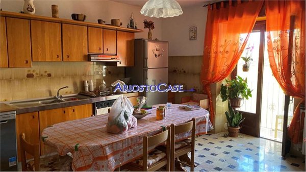 casa indipendente in vendita ad Altomonte