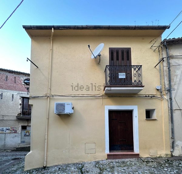 casa indipendente in vendita ad Altomonte