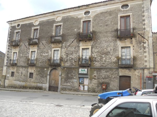 casa indipendente in vendita ad Altomonte