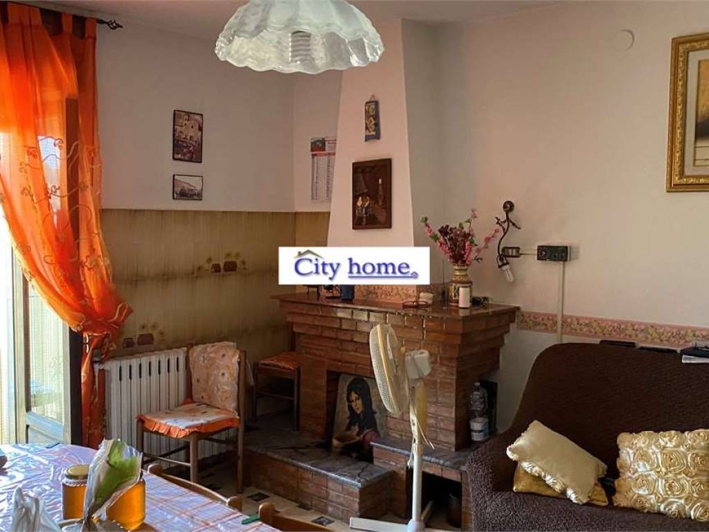 casa indipendente in vendita ad Altomonte