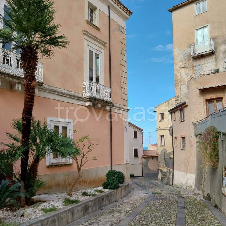 appartamento in vendita ad Amantea