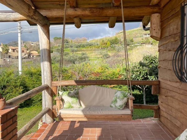 casa indipendente in vendita ad Amantea