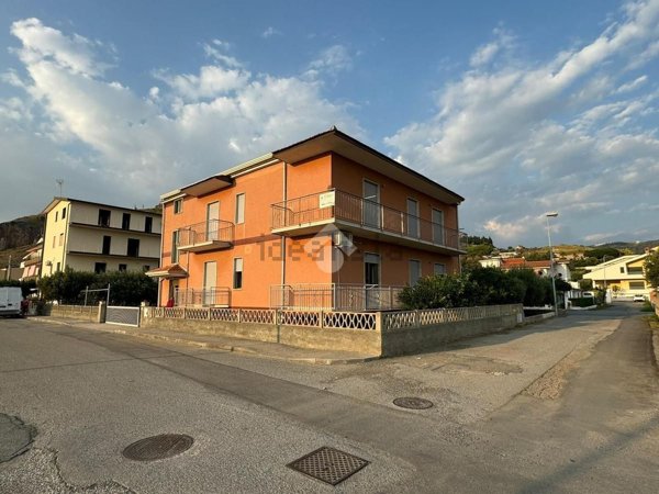 appartamento in vendita ad Amantea in zona Coreca