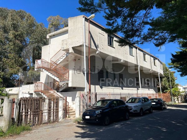 casa indipendente in vendita ad Amantea