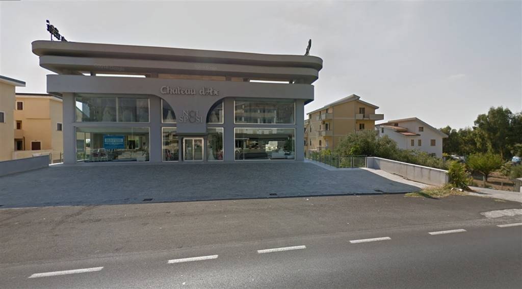 negozio in vendita ad Amantea in zona Coreca