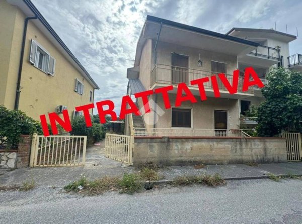 casa indipendente in vendita ad Amantea