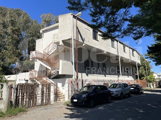 casa indipendente in vendita ad Amantea