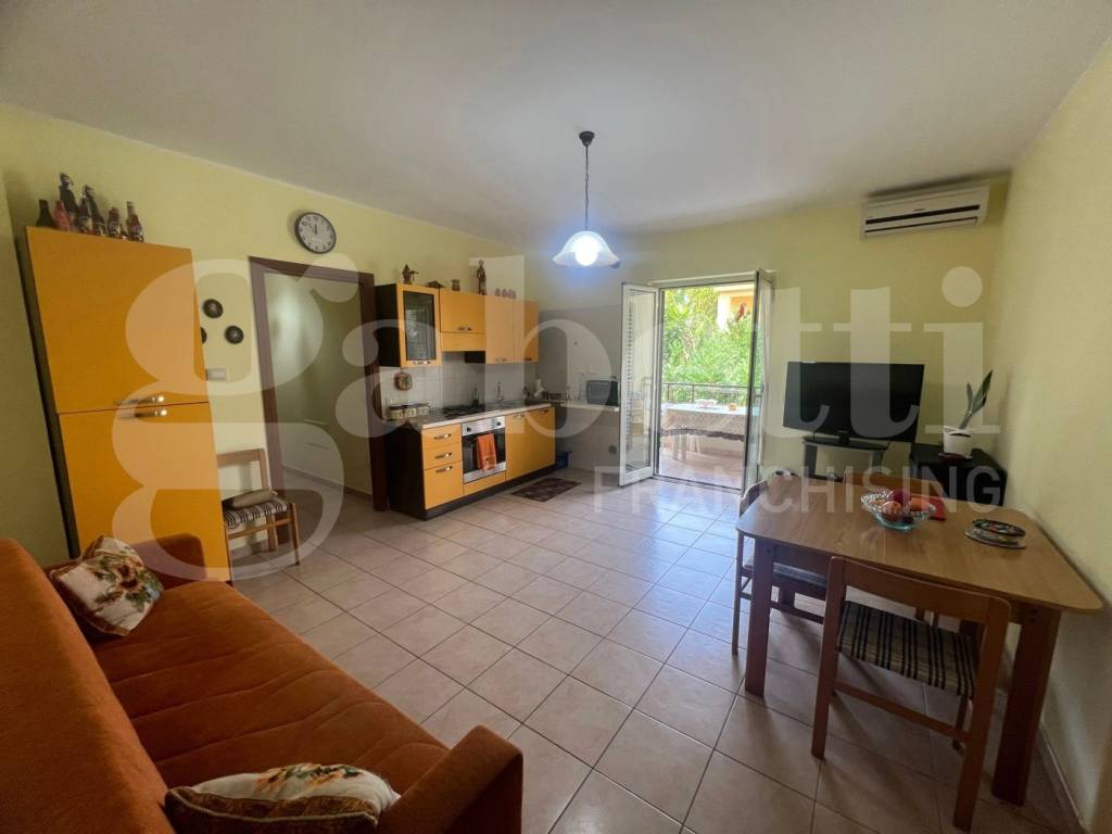 appartamento in vendita ad Amantea