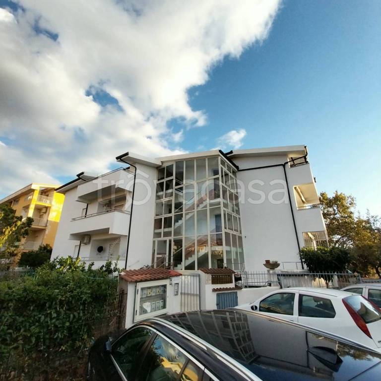 appartamento in vendita ad Amantea in zona Campora San Giovanni