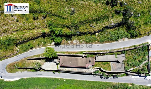 casa indipendente in vendita ad Amantea