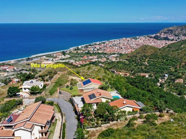 casa indipendente in vendita ad Amantea