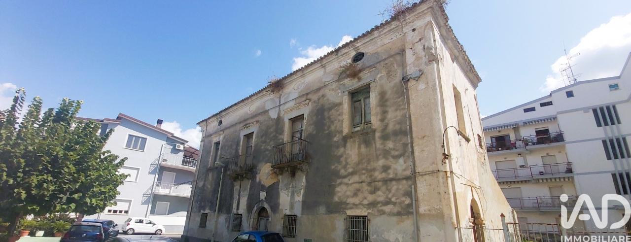 casa indipendente in vendita ad Amantea