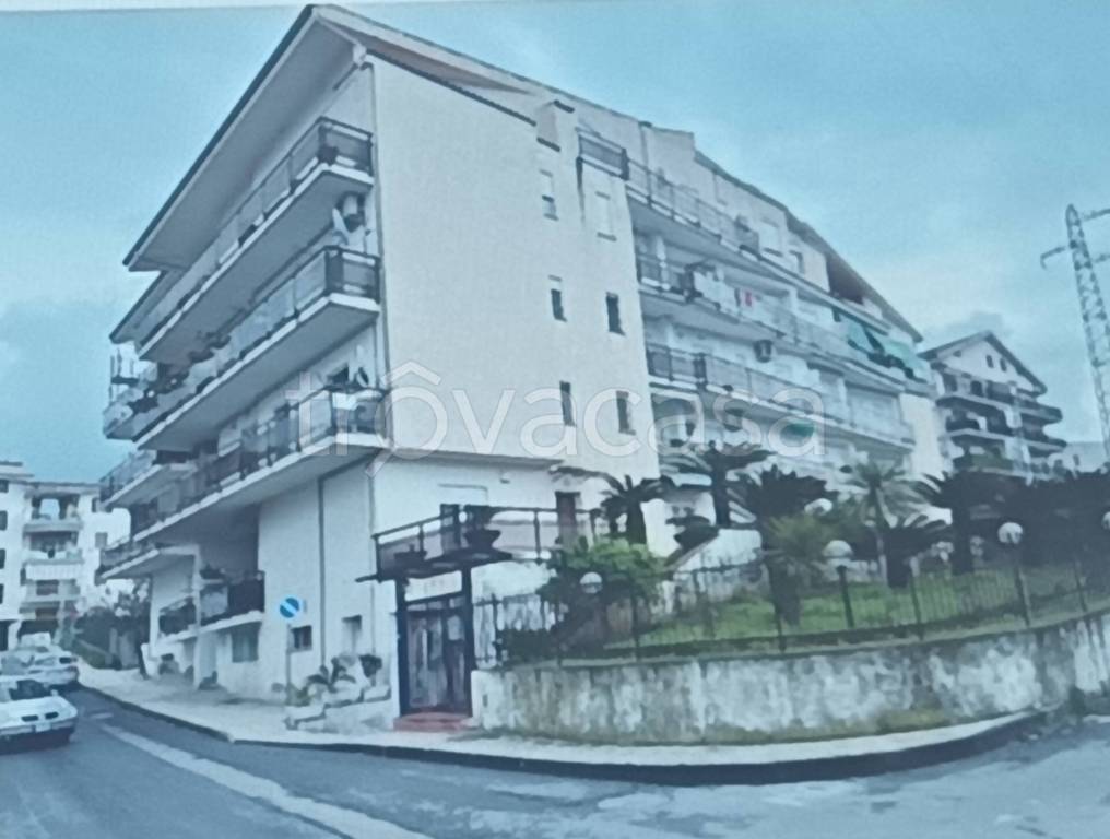 appartamento in vendita ad Amantea