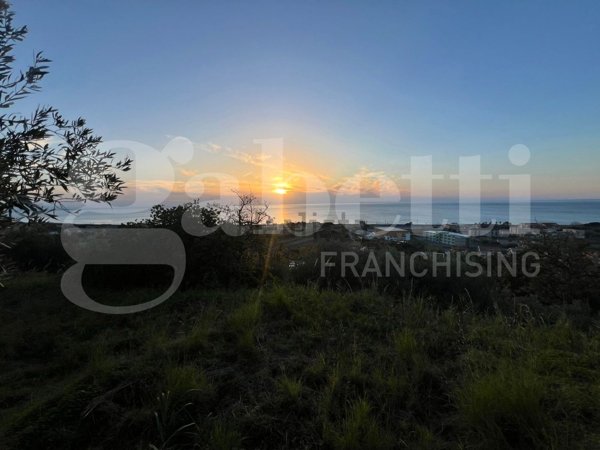 terreno edificabile in vendita ad Amantea