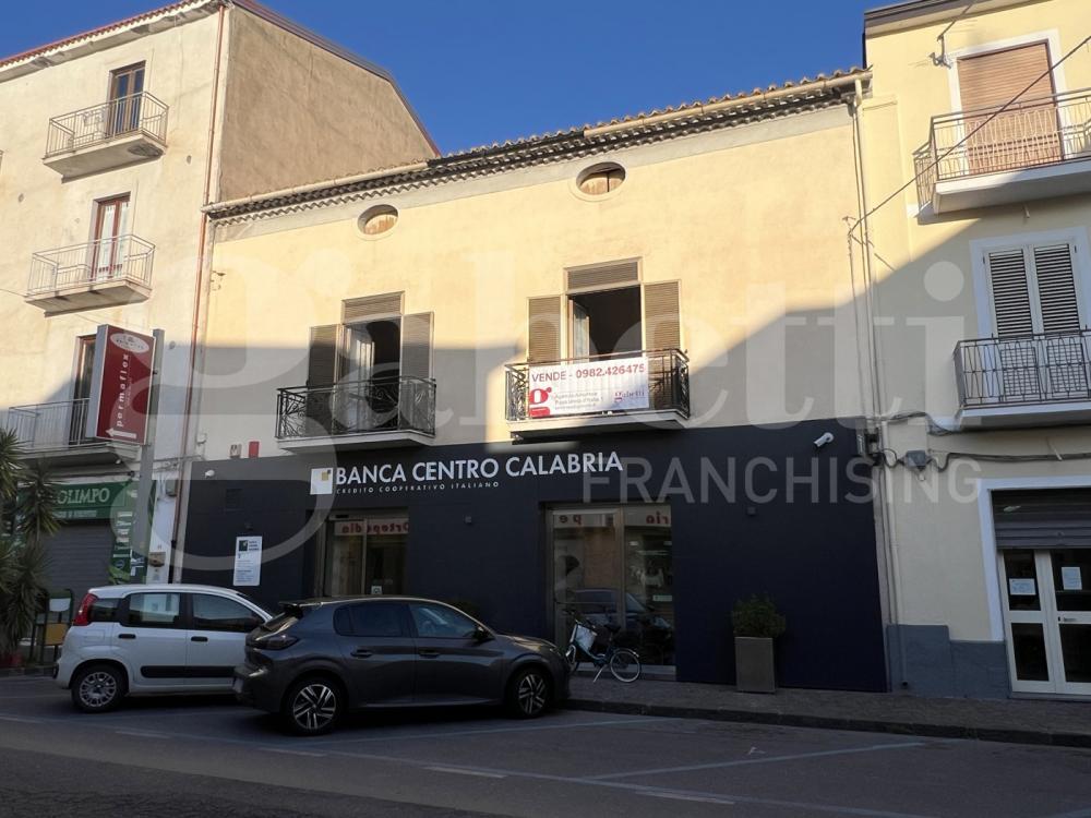 appartamento in vendita ad Amantea