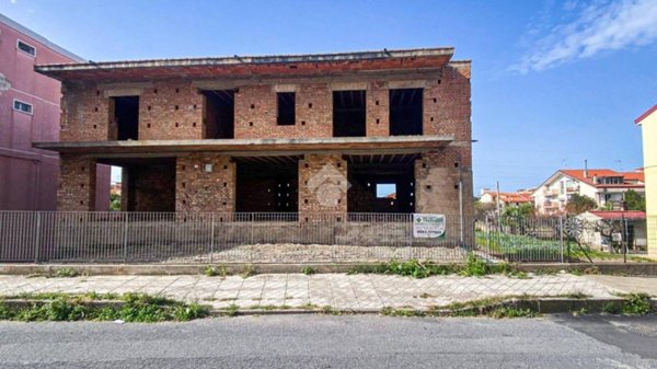 casa indipendente in vendita ad Amantea