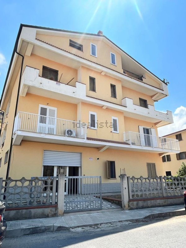 appartamento in vendita ad Amantea in zona Coreca