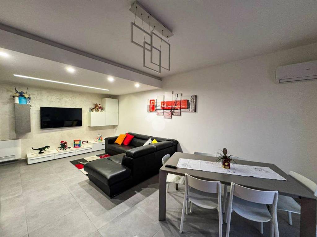 appartamento in vendita ad Amantea in zona Campora San Giovanni