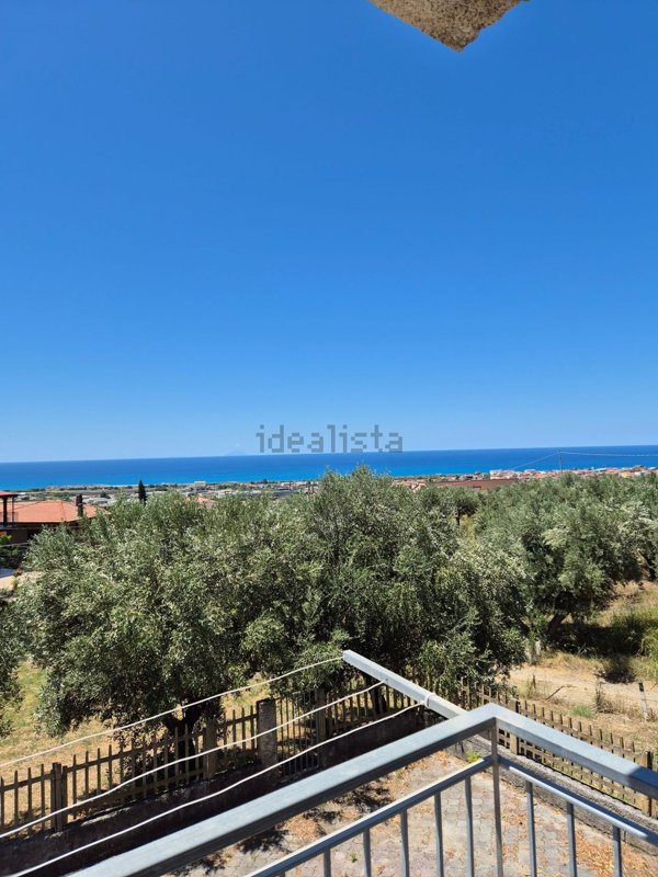 appartamento in vendita ad Amantea in zona Campora San Giovanni