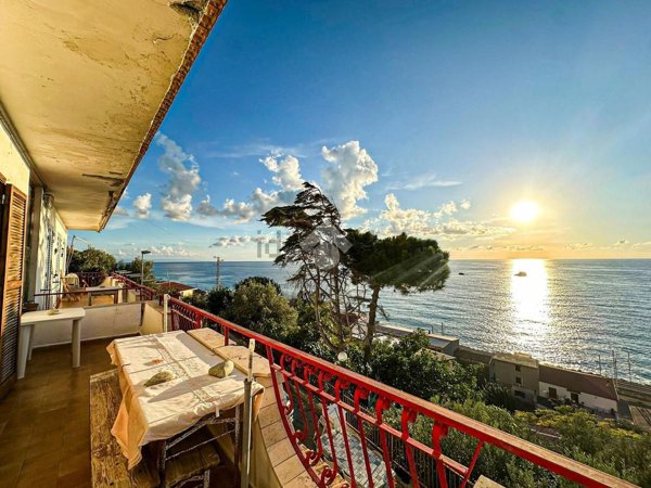 appartamento in vendita ad Amantea in zona Acquicella