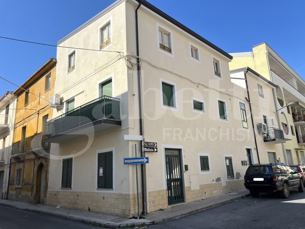 appartamento in vendita ad Amantea