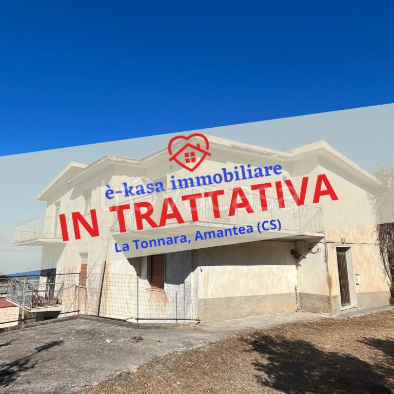 casa indipendente in vendita ad Amantea