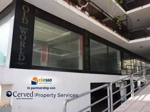 negozio in vendita ad Amantea