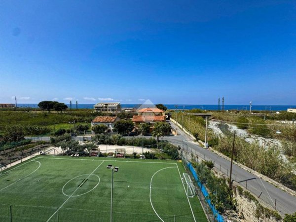 casa indipendente in vendita ad Amantea