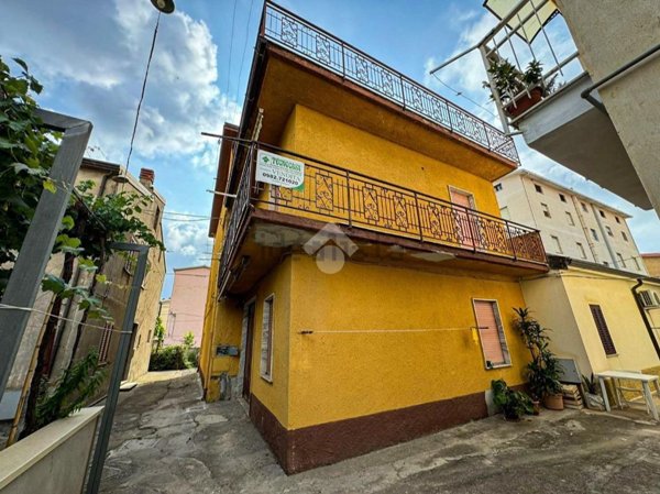 appartamento in vendita ad Amantea in zona Campora San Giovanni