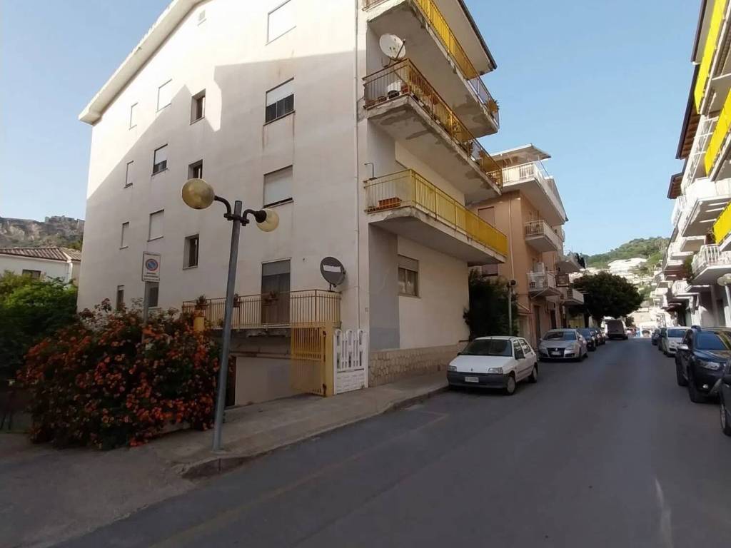 appartamento in vendita ad Amantea