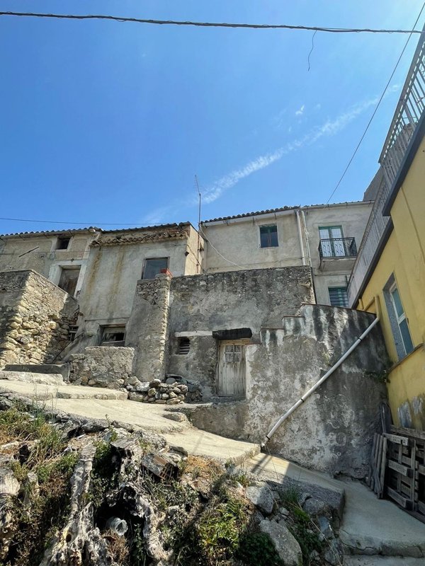 casa indipendente in vendita ad Amantea in zona Acquicella